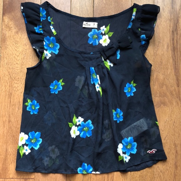 Hollister Navy Blue Floral Top Medium - Picture 2 of 6